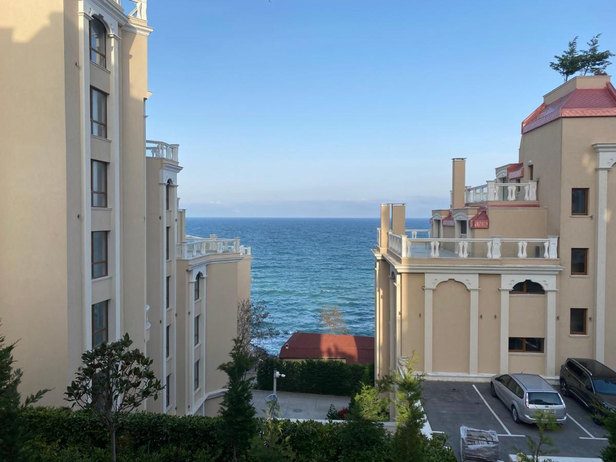 Luxurious And Panoramic Apartments At The Beach In La Mer Complex Goldstrand Exterior foto