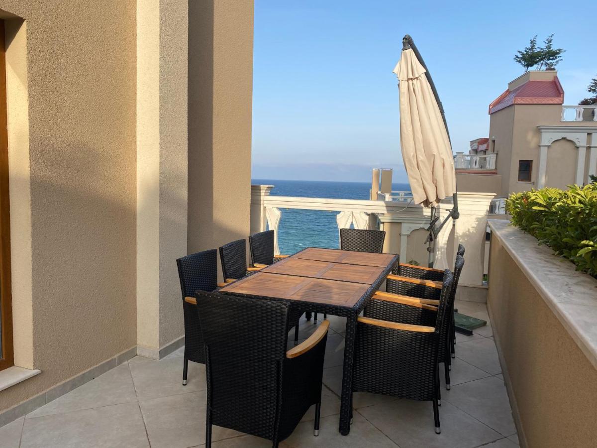 Luxurious And Panoramic Apartments At The Beach In La Mer Complex Goldstrand Exterior foto