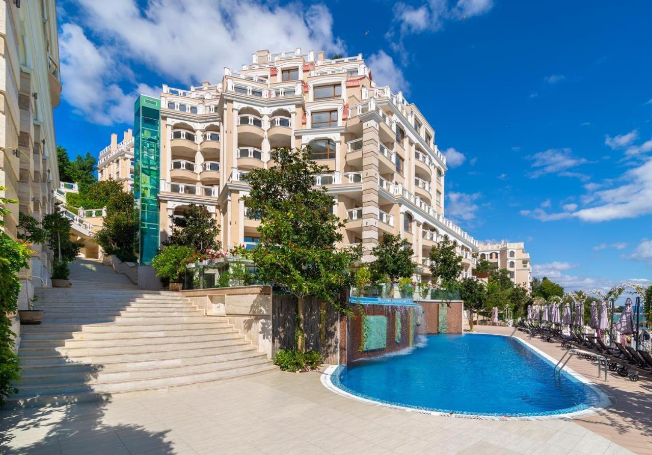 Luxurious And Panoramic Apartments At The Beach In La Mer Complex Goldstrand Exterior foto