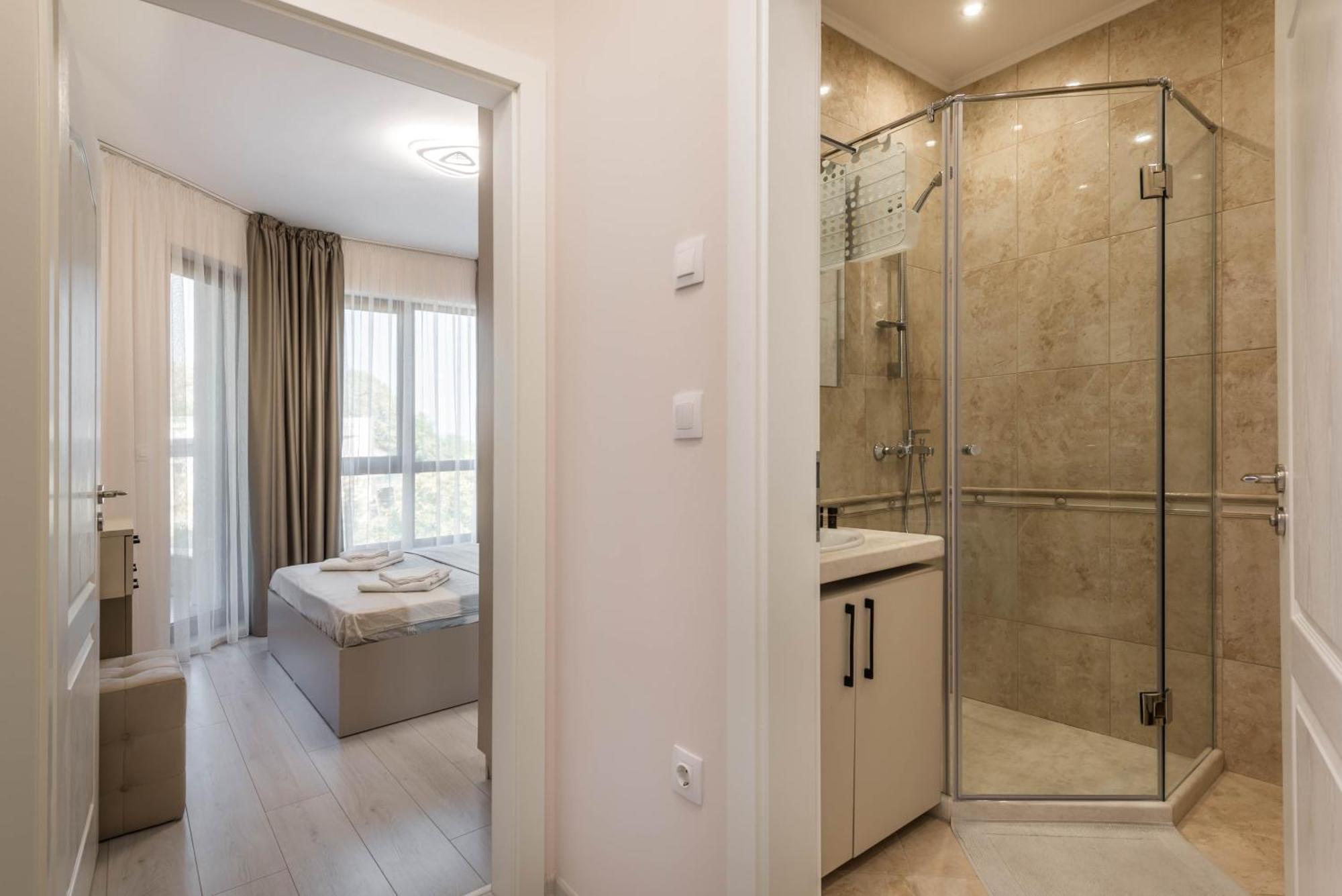 Luxurious And Panoramic Apartments At The Beach In La Mer Complex Goldstrand Exterior foto